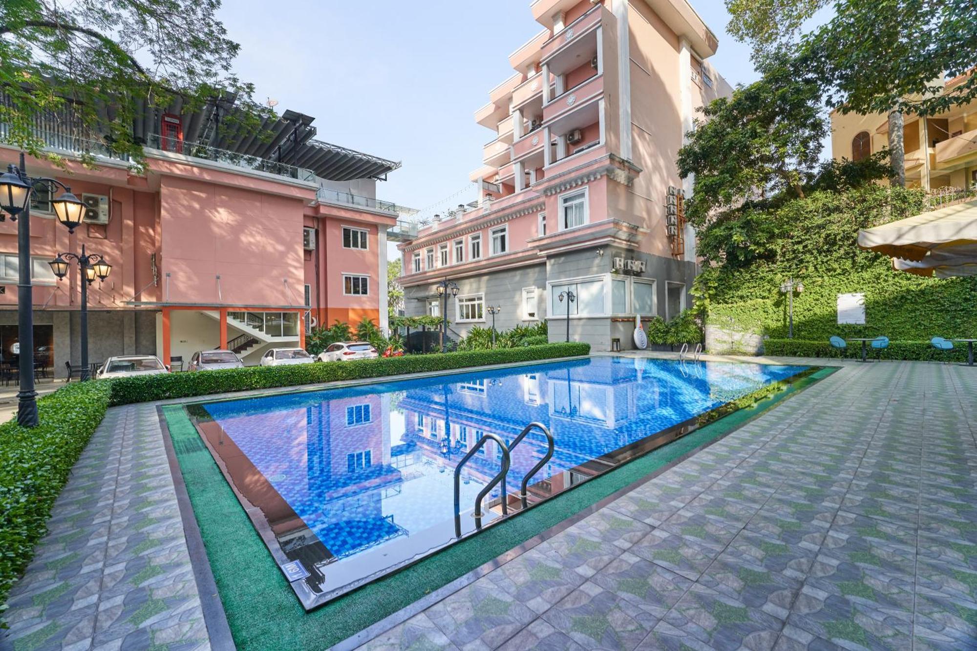 Bcons Riverside Hotel Binh Duong Thu Dau Mot Екстериор снимка