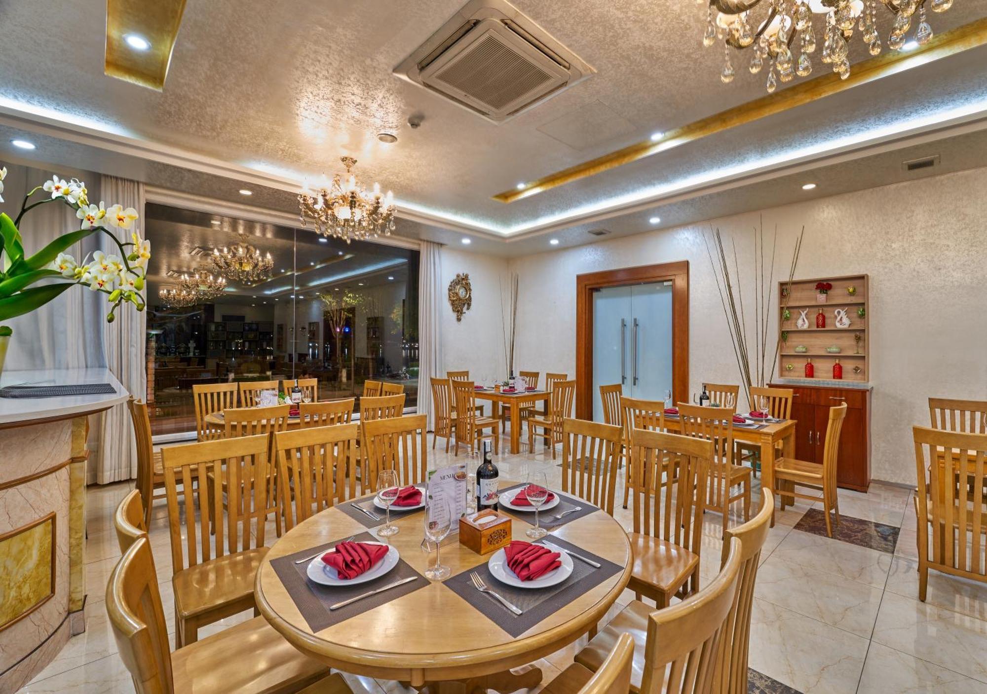 Bcons Riverside Hotel Binh Duong Thu Dau Mot Екстериор снимка
