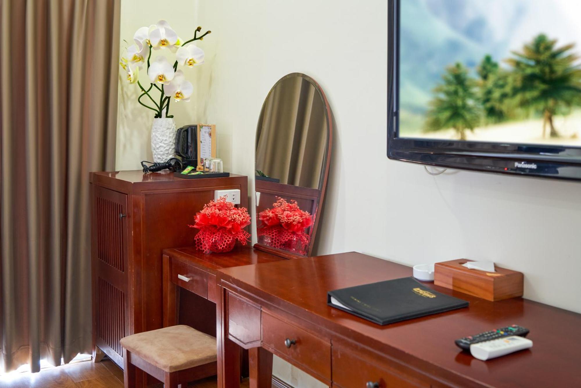 Bcons Riverside Hotel Binh Duong Thu Dau Mot Екстериор снимка