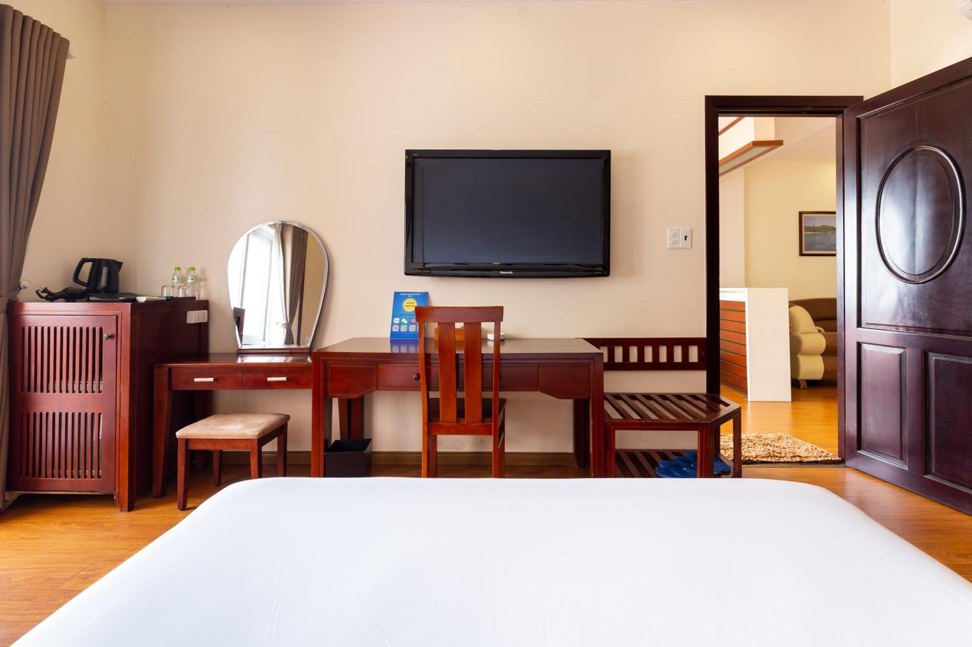 Bcons Riverside Hotel Binh Duong Thu Dau Mot Екстериор снимка